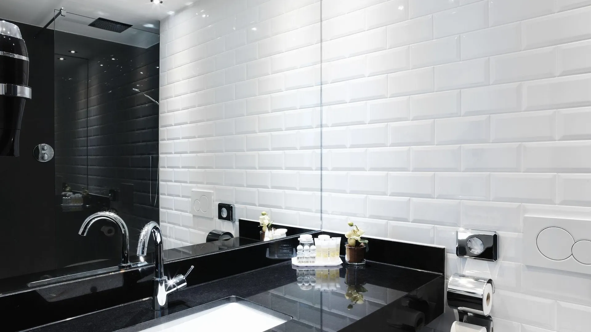 Hotel Grauer Baer Innsbruck 4*,  Austria