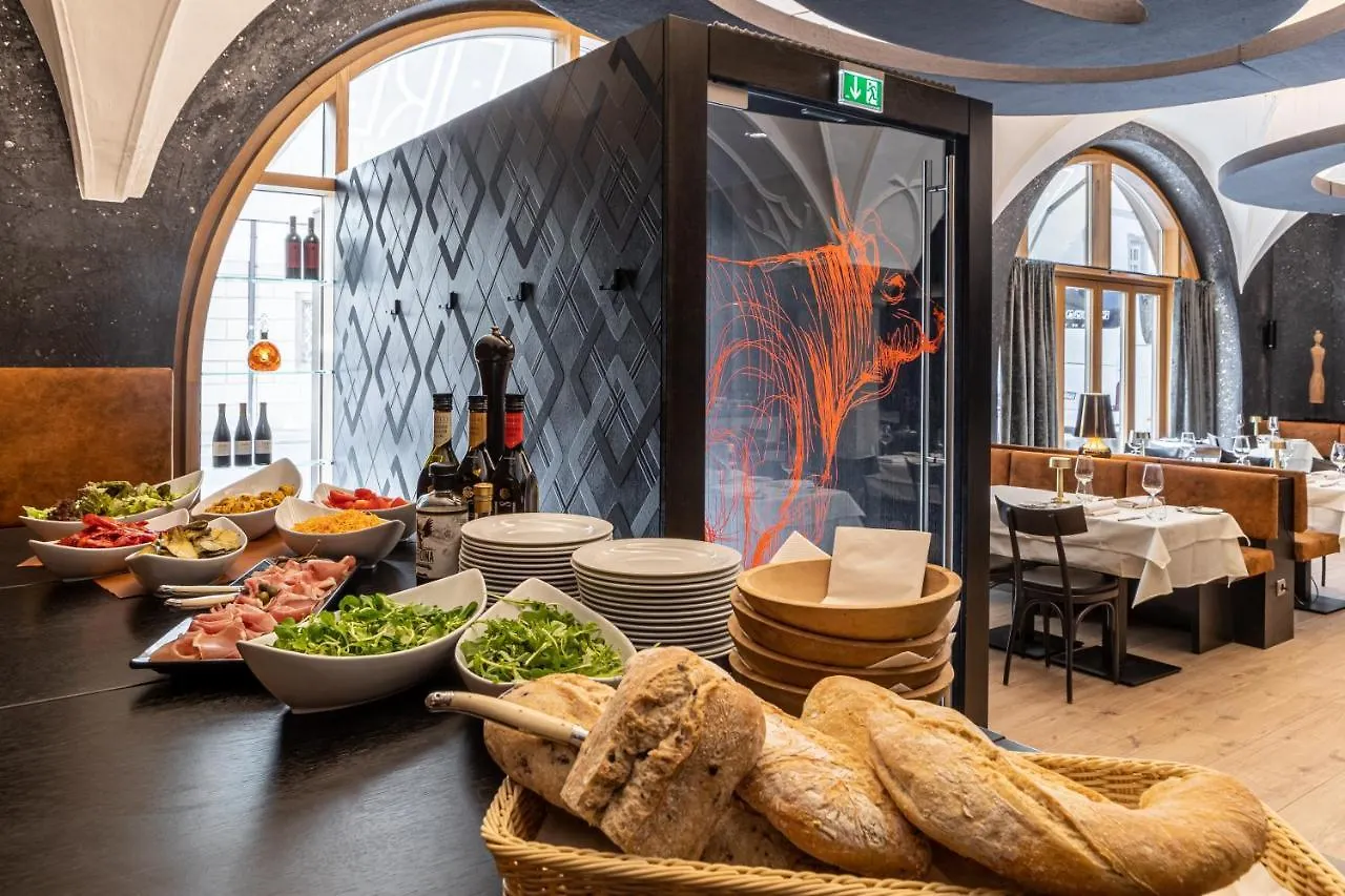 Hotel Grauer Baer Innsbruck 4*,  Austria