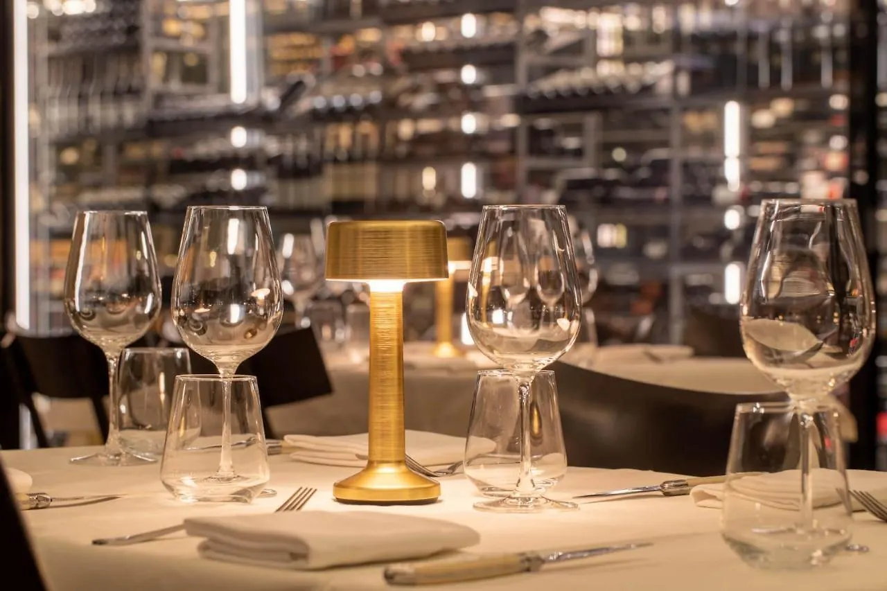 Hotel Grauer Baer Innsbruck 4*,